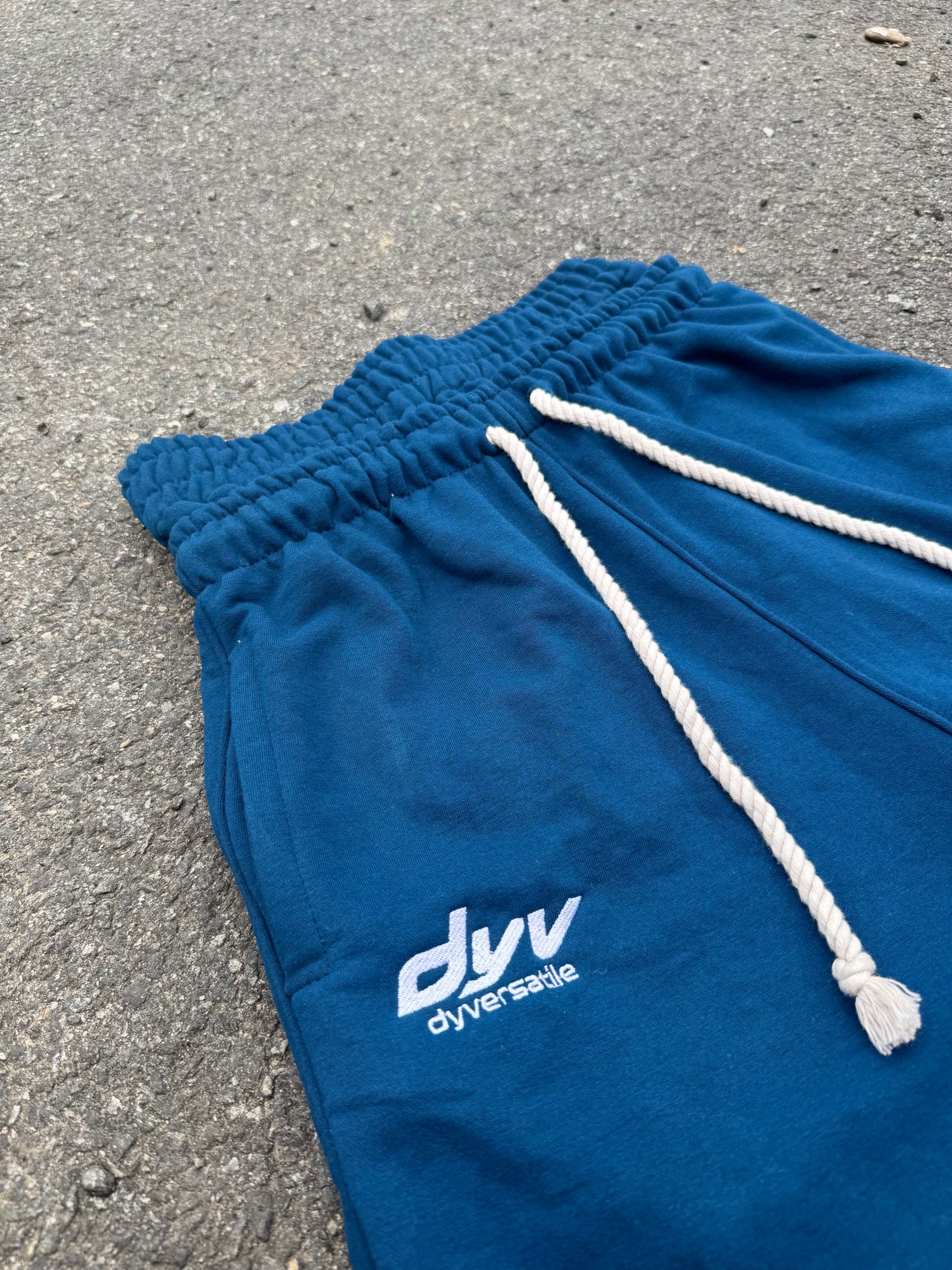 DYV SHORTS - NAVY BLUE