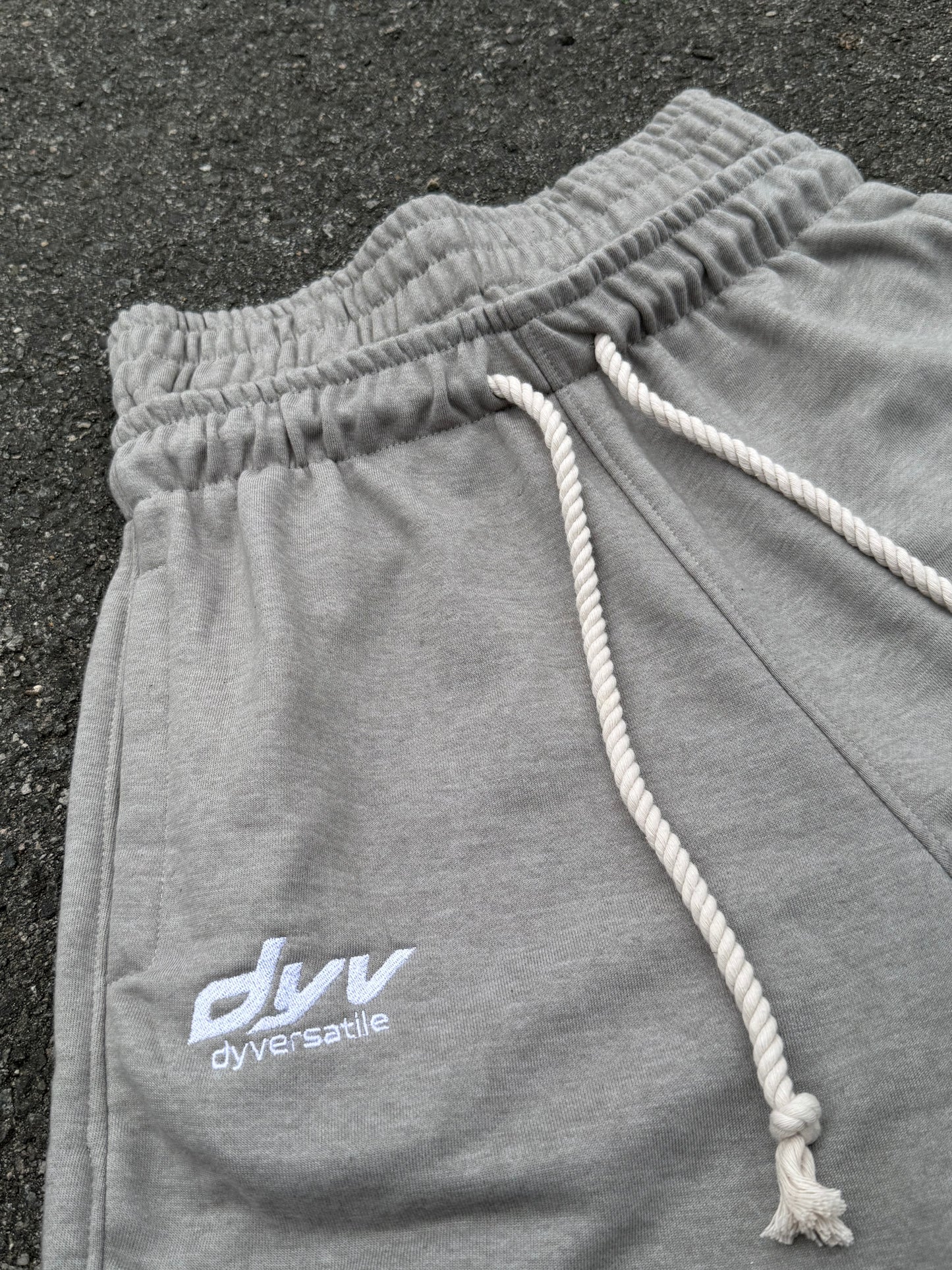 DYV SHORTS - GREY