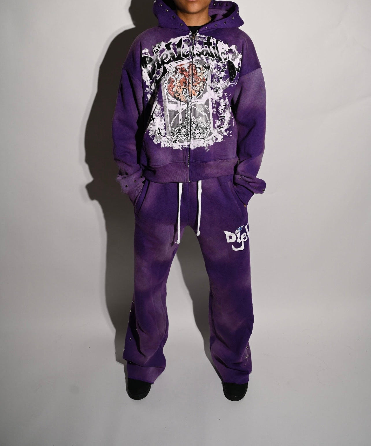 DYV STUD SWEATPANTS - PURPLE