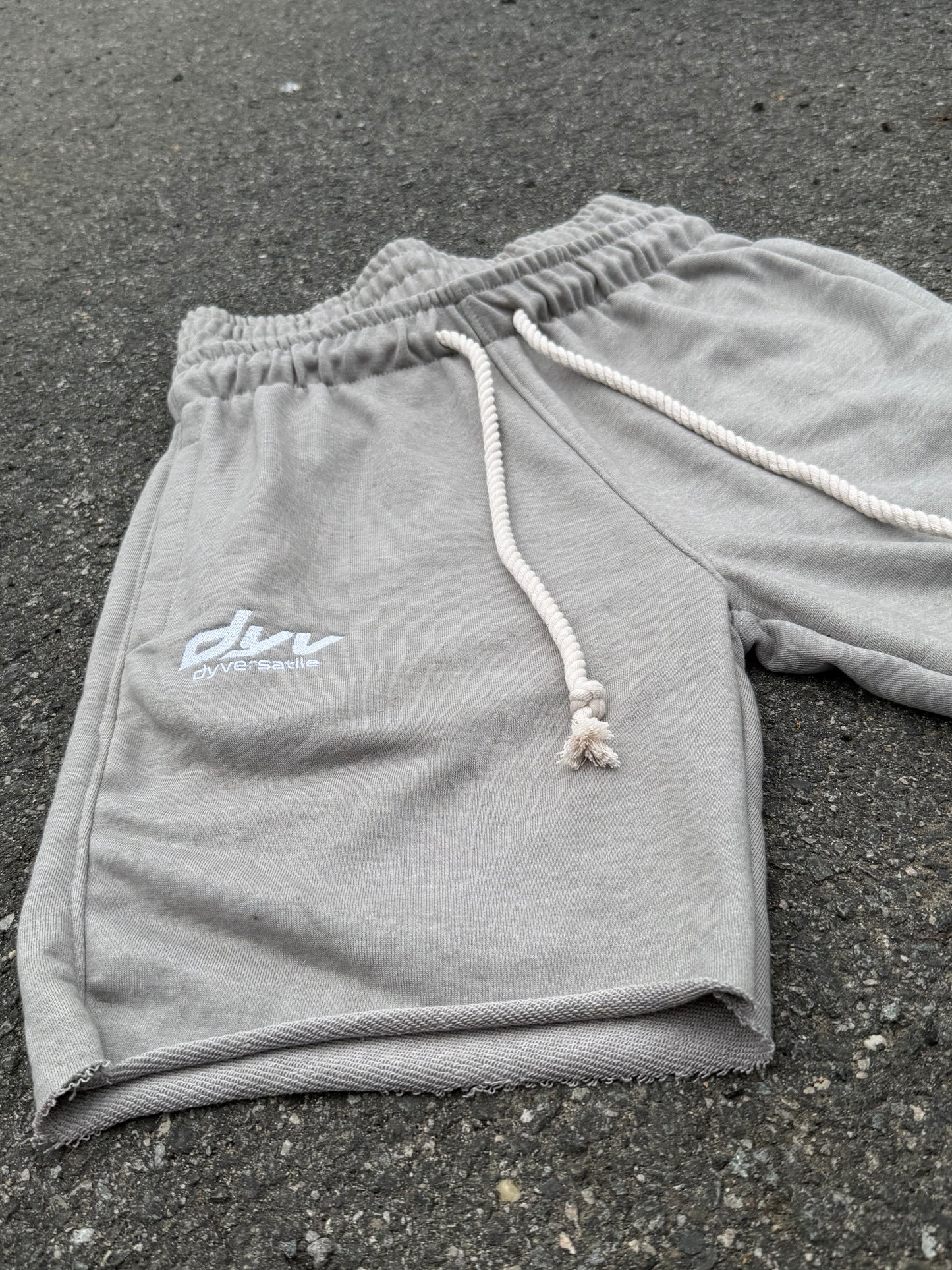DYV SHORTS - GREY